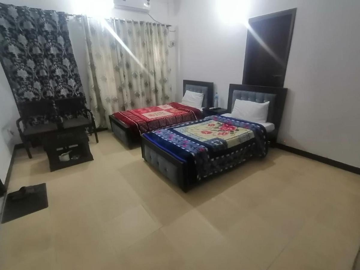 Lux Lounge Guest House 伊斯兰堡 外观 照片