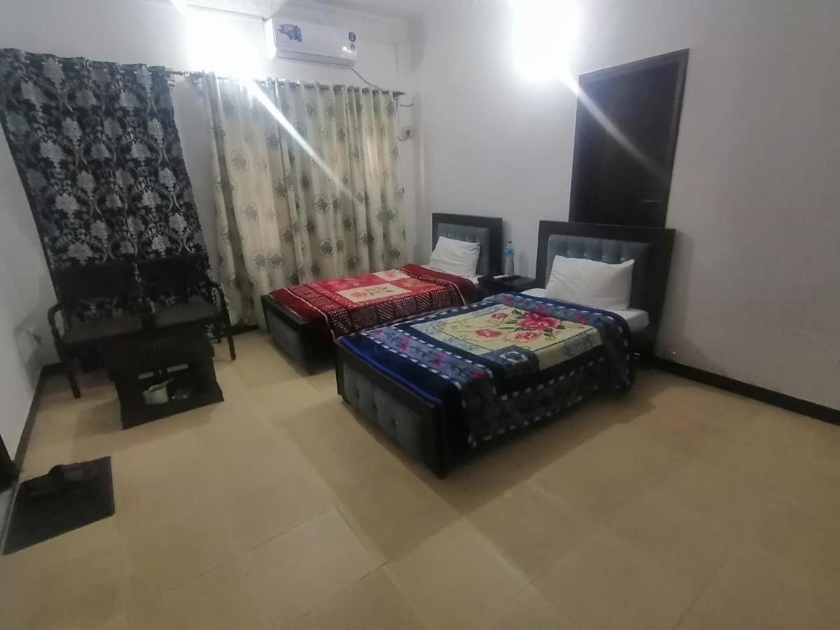 Lux Lounge Guest House 伊斯兰堡 外观 照片