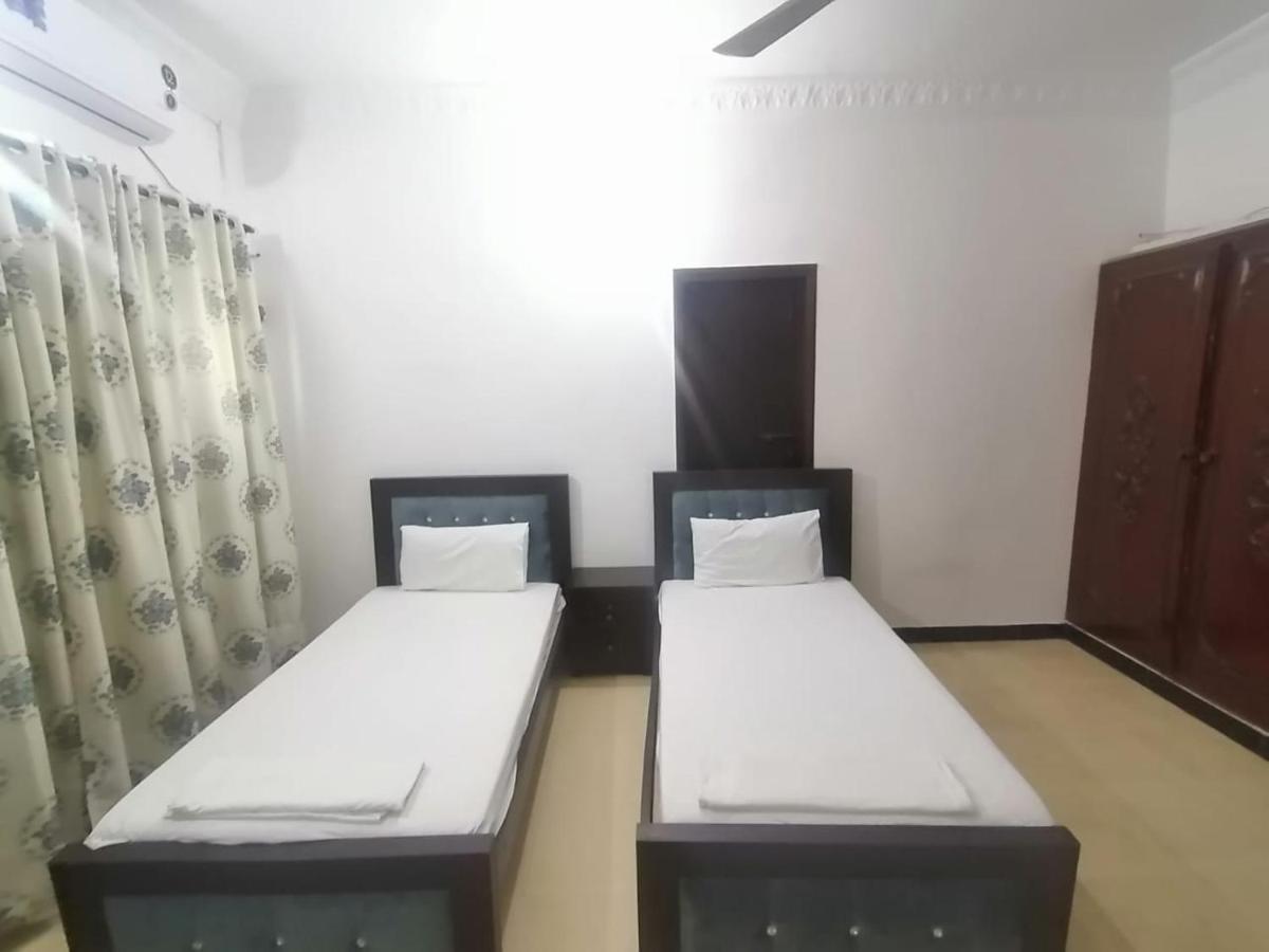 Lux Lounge Guest House 伊斯兰堡 外观 照片